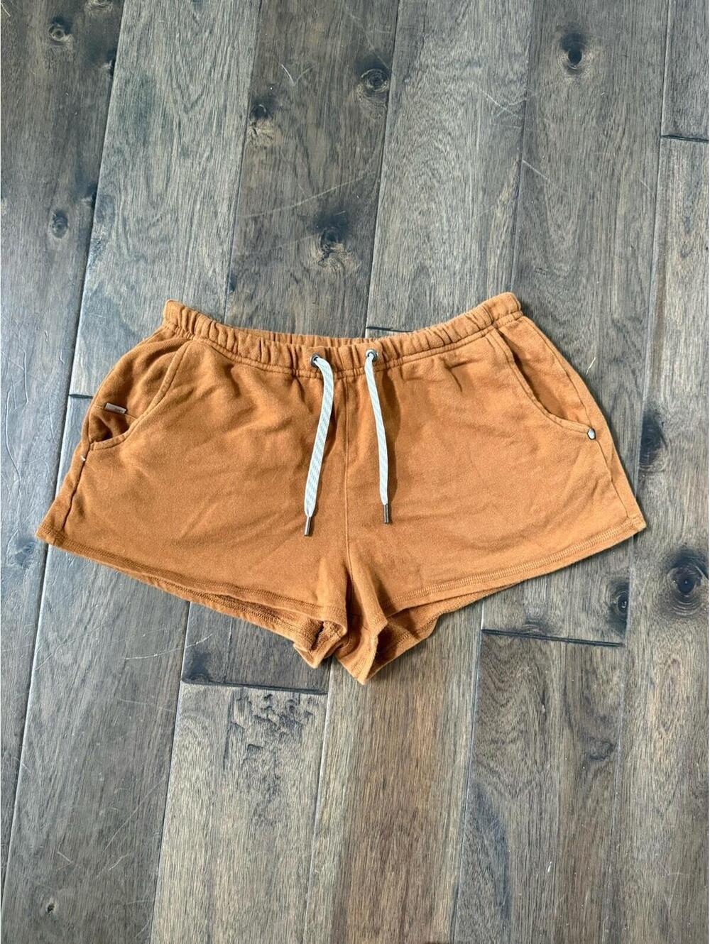 Vuori Sunnyside Shorts Orange XS Athleisure Lounge
